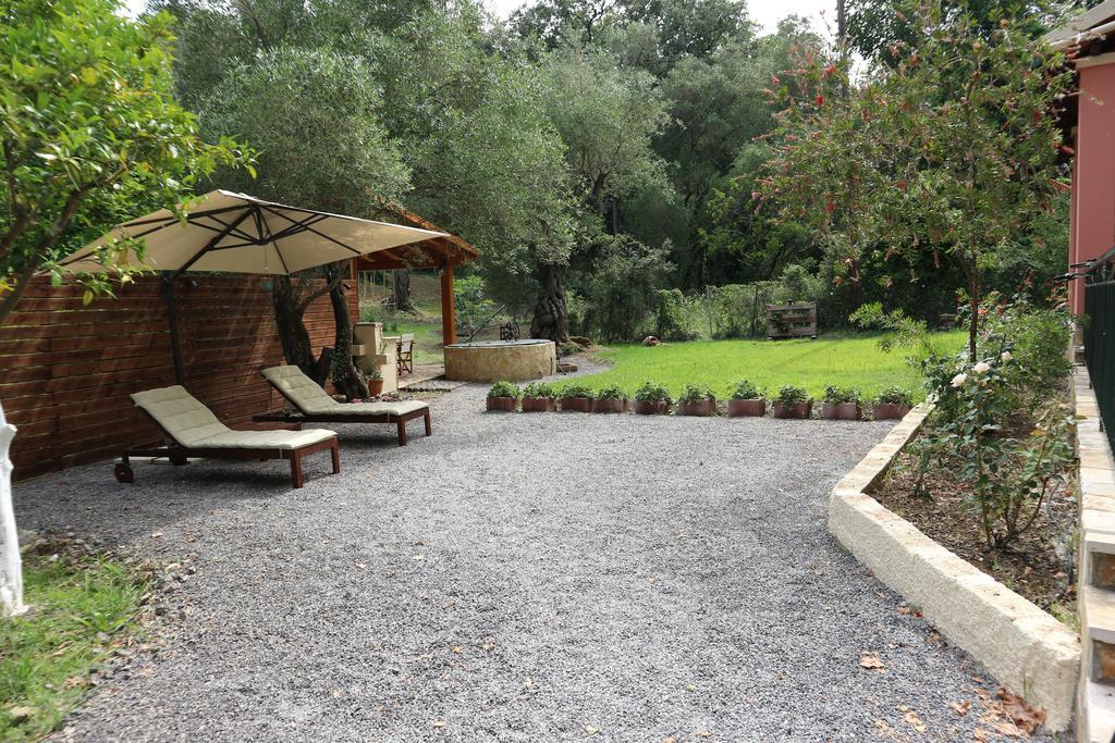 Villa Magia Ипсос Екстериор снимка