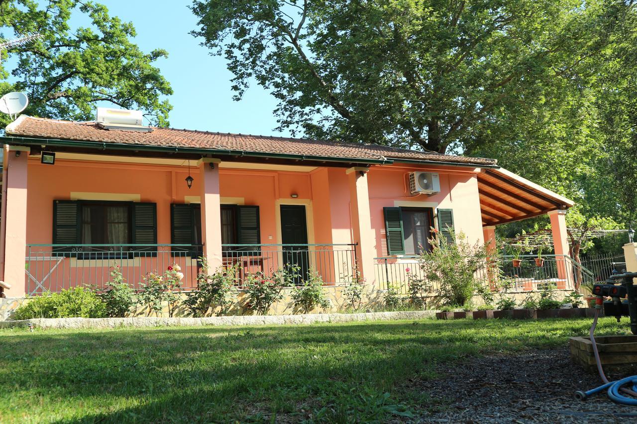 Villa Magia Ипсос Екстериор снимка