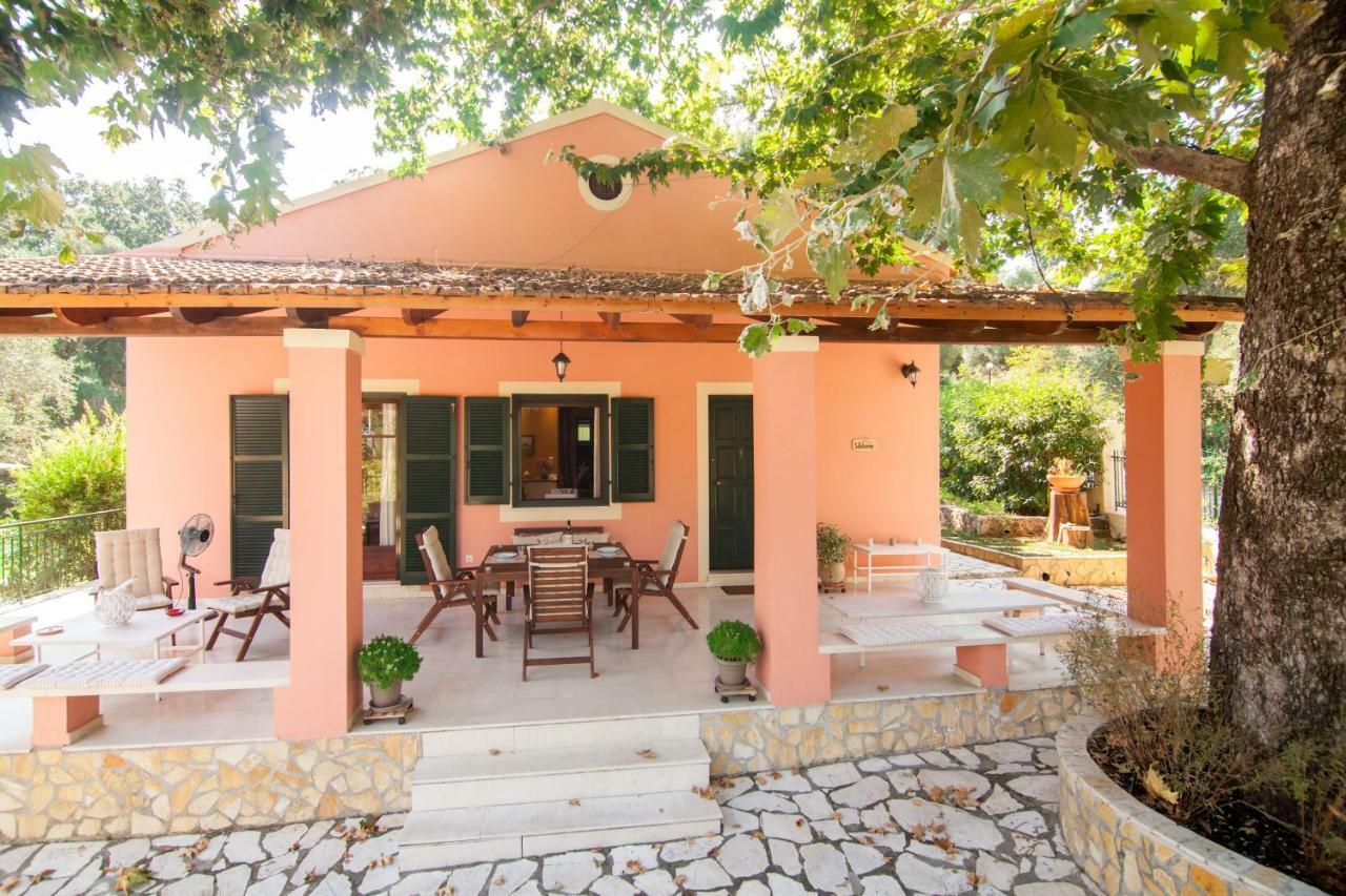 Villa Magia Ипсос Екстериор снимка