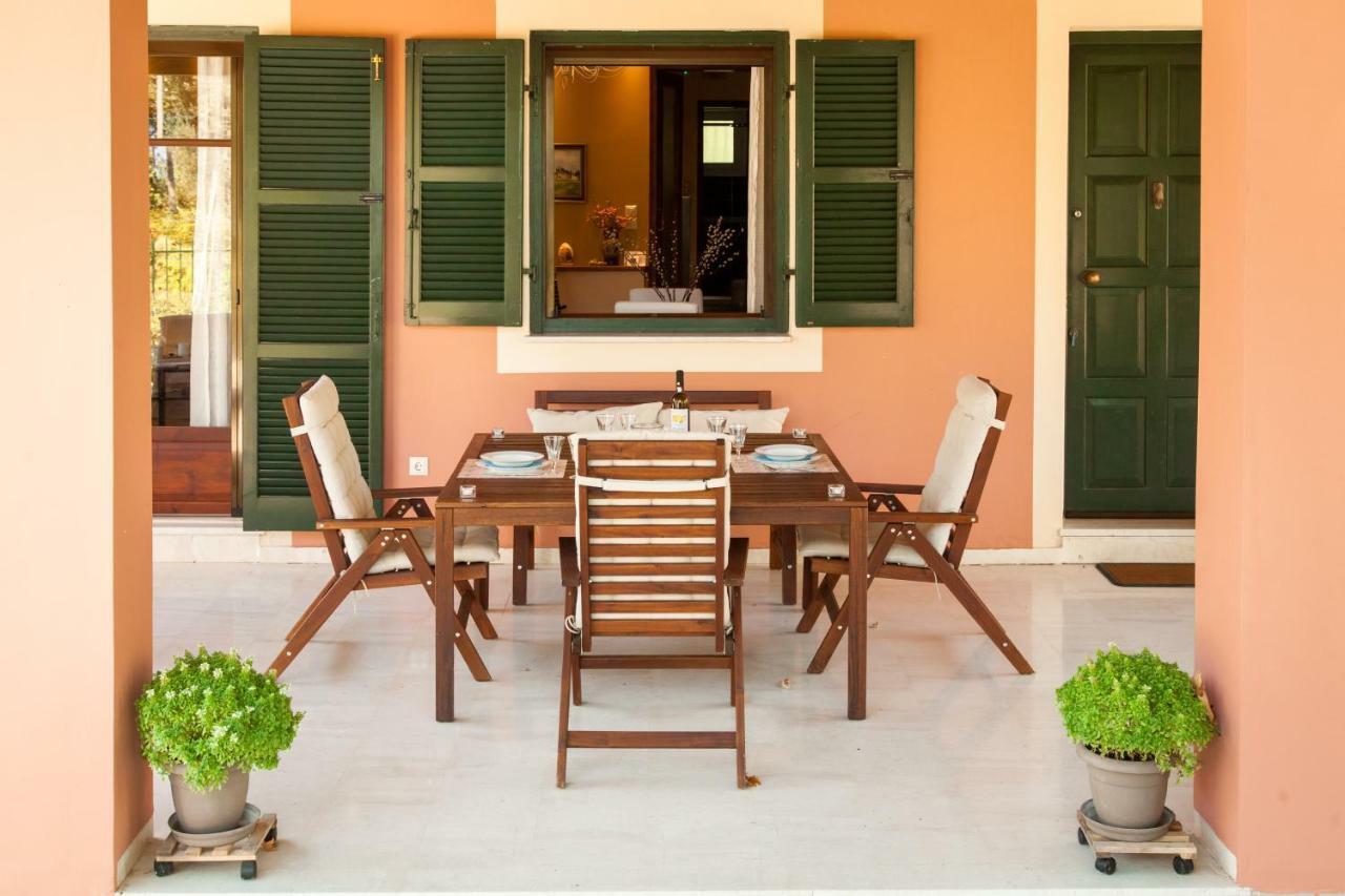 Villa Magia Ипсос Екстериор снимка